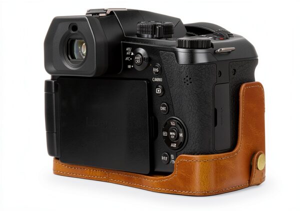 MegaGear Leather Camera Case Protection Fit Leica V-Lux 5-8