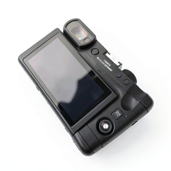 Leica Q3 43 Hot Shoe Cover Silver-6